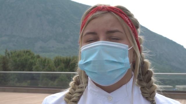 2020 «Артек» и Следственный комитет России поздравили ветеранов с Днем России.mp4