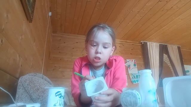 Как сделать игрушки из банок от йогурта смотреть онлайн