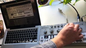Roland TB 303 VS Cloud Roland TB 303