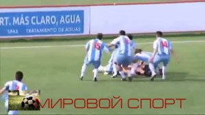 Великолепный гол вратаря через себя ножницами (Tolo Barceló scores overhead Alcudia vs Mallorca B)