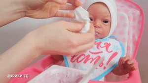 Куклы Пупсики Реборн кушает/Pretend Play with Baby Doll/открывает сюрприз Свит Бокс. Зырики ТВ