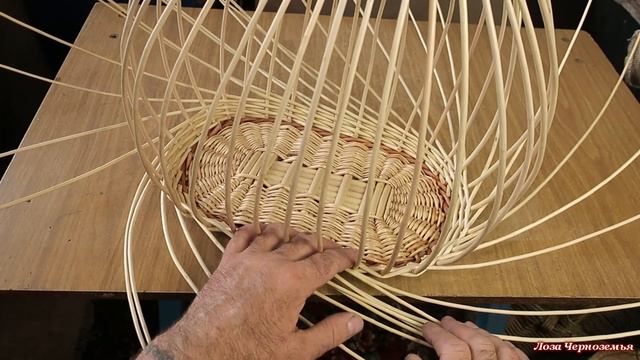 Простота и ладность "Послойного плетения" стенок корзин из лозы, ивового прута на примере "Ажурной"