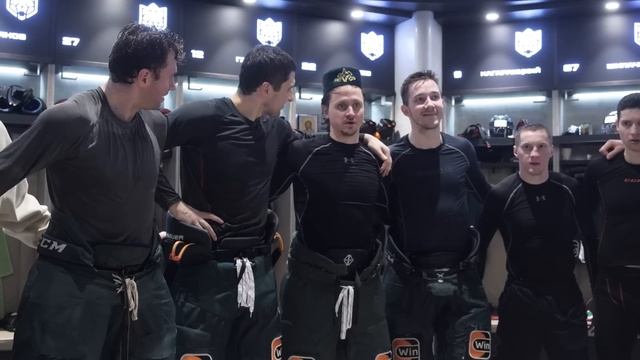 Победная раздевалка «Ак Барса» после матча с «Барысом» смотреть онлайн