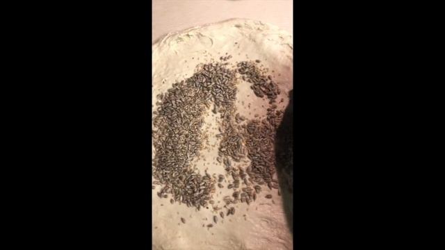 Белый хлеб с семечками! Супер просто! смотреть онлайн