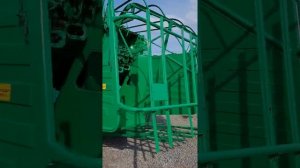 Запуск зерноуборочного Комбайна "Дон-1500Б"