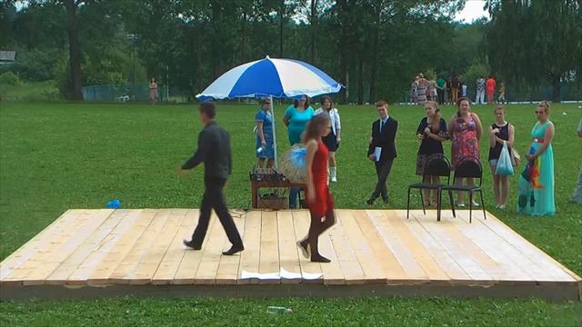 Танцевальный дуэт Андрей Пантелеев и Екатерина Балашова - День молодёжи 2015 г. Чухлома