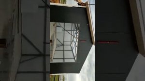 гараж шириной 6 м длиной 8 м высота 3 м . две фермы на 6 метров. сэндвич панель 10мм