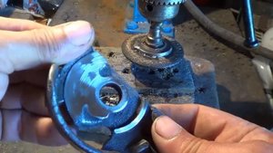 Пресс Киргизстан Ремонт верхнего и нижнего прижимов вязального аппарата