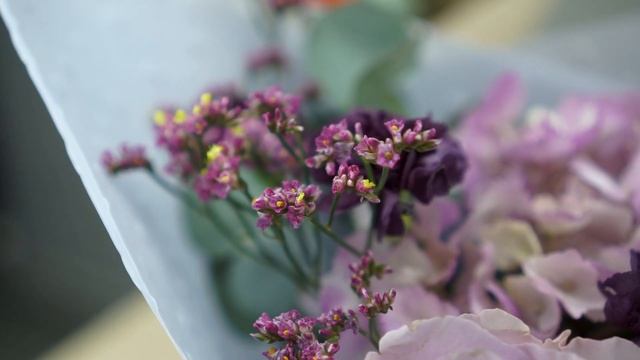 Цветы на 14 февраля: из чего сделать недорогой букет? смотреть онлайн