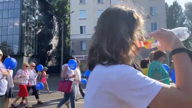 Парад вышиванок в Кривом Роге смотреть онлайн