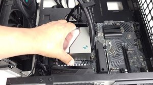 Gaming PC Build | Ryzen 7 7700X | RTX 4070 FE | Geometric Future Model 4 | DeepCool LT520, PX850G