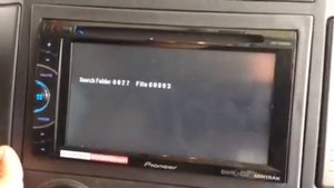 Pioneer AVH-X1600DVD - Video USB