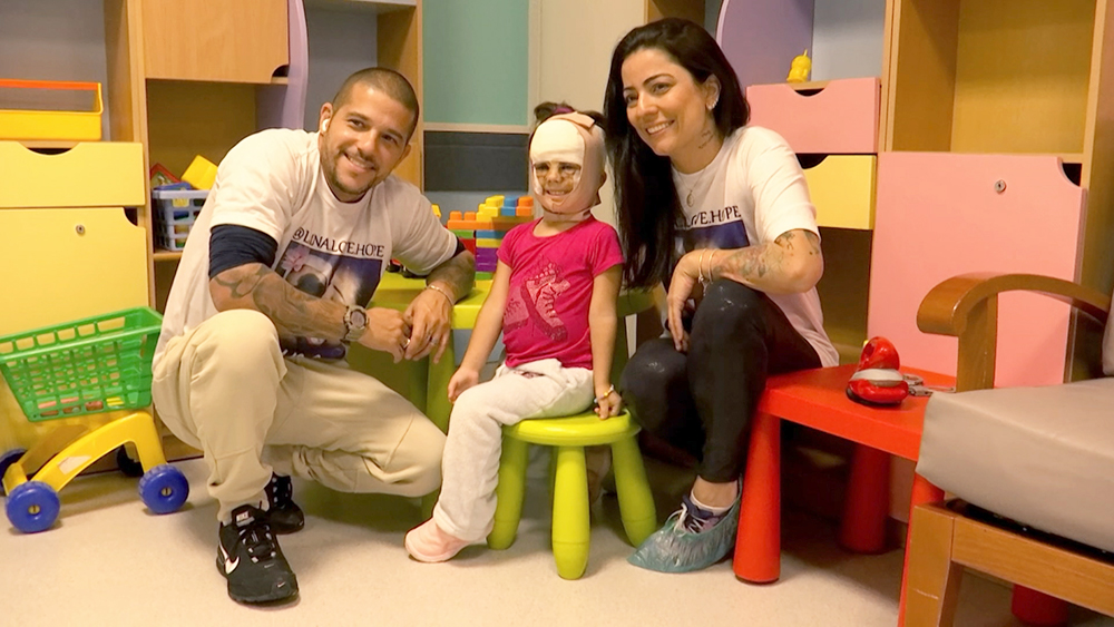 Петербургские врачи раскрыли подробности лечения американки с "маской Бэтмена" / События на ТВЦ