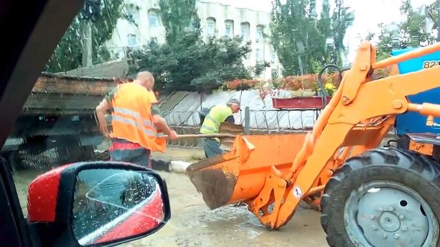 Устранение последствий дождя в Судаке 28 июля 2018 г.