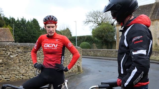 Дряной Мопед против Супербайка! GCN по-русски смотреть онлайн