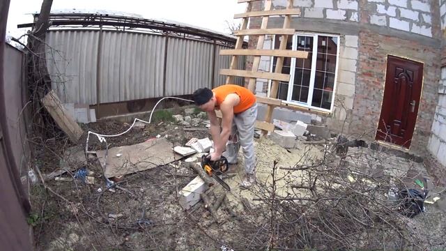 РЕМОНТ СТАРОГО ДОМА. НЕ ДОВЕЗЛИ БЕТОН!!