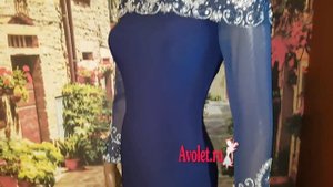 Вечернее платье с длинными рукавами