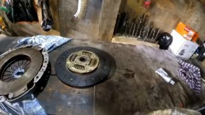 меняю сцепление на бусе