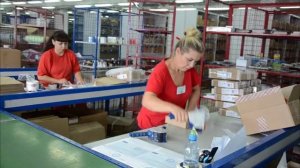 Упаковка заказов на складе ЗАО "СДТ"