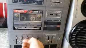 Кассетный магнитофон Комета 225С-2