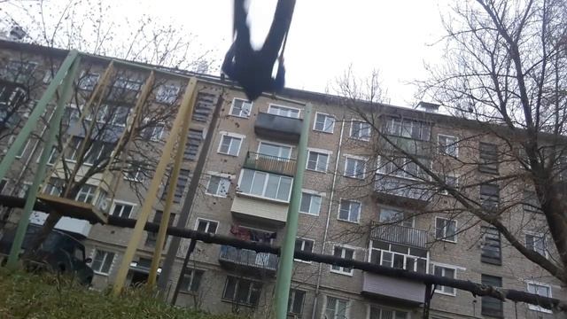 20 Солнышек на качелях!