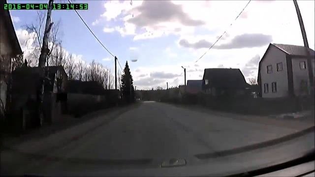 В Тёсово-Нетыльский Новгородской области по М10.