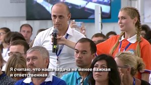 Дмитрий Медведев посоветовал учителям зарабатывать деньги в бизнесе