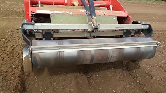 Нарезка гребней под посев моркови грядоделом хортеч