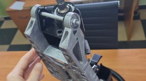 Мерседес w204 ремонт защелки блокиратора руля ELV ESL. Установка эмулятора.