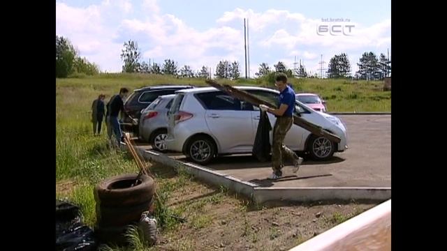 Активисты движения Чистый остров провели уборку в окрестностях Братской ГЭС смотреть онлайн
