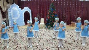 Танец "Девочка- Снегурочка", подготовительная группа.