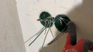 Соединяем подразетники правильно