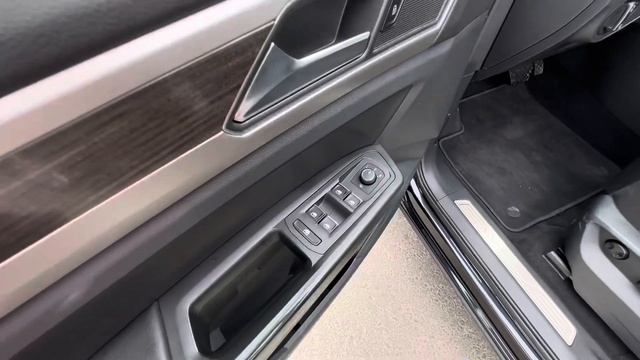 VW TERAMONT 2018 год, с пробегом 41000км. смотреть онлайн