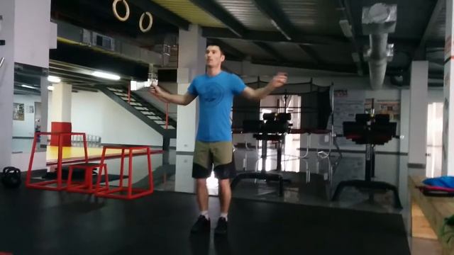 Федя, тройные прыжки на скакалке. 2014.10.22 смотреть онлайн