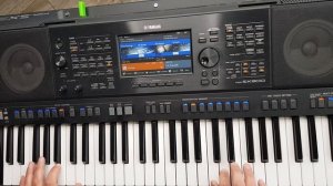 Миллион Алых Роз Алла Пугачева на синтезаторе Yamaha psr sx900