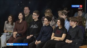 Школьники Кирова представили свои творческие работы о людях космоса