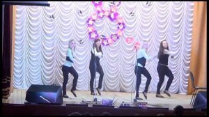 Танец Домино