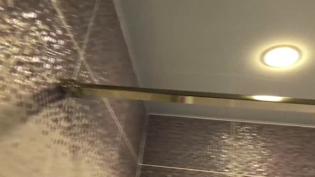Душевое ограждение на U-образных профилях I Shower enclosure on U-profiles