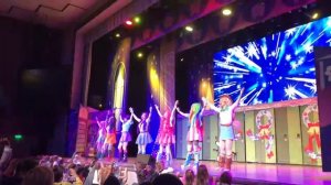 Спектакль «Эквестрия гёрлс», радужный рок, девочки-лошадки