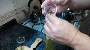 Как приготовить ароматное подсолнечное масло. Preparation of aromatic sunflower oil.