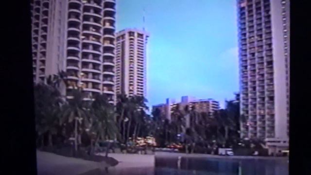 Сентябрь2002г.Гаваи.Вечерний ЗАКАТ ГОНОЛУЛУ&ЯХТКЛУБ смотреть онлайн