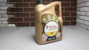 Синтетическое моторное масло TOTAL Quartz INEO ECS 5W30