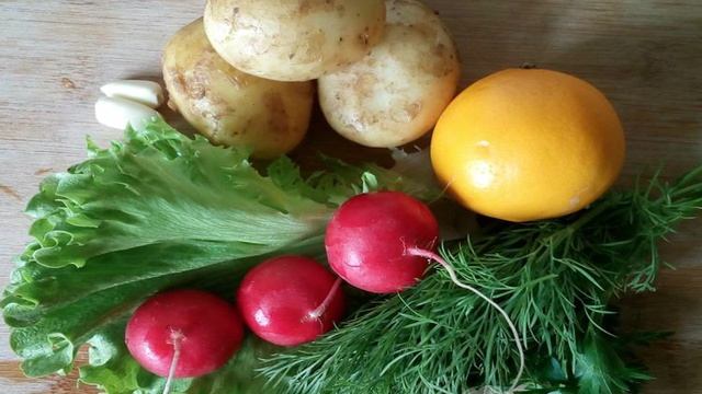 Салат из молодого картофеля