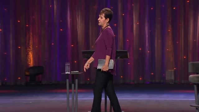 1 минута с Джойс: Помощь людям – благодарность Богу смотреть онлайн