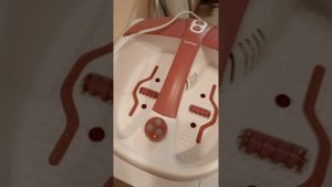 Видеообзор о массажной ванночки для ног Beurer FB35 White