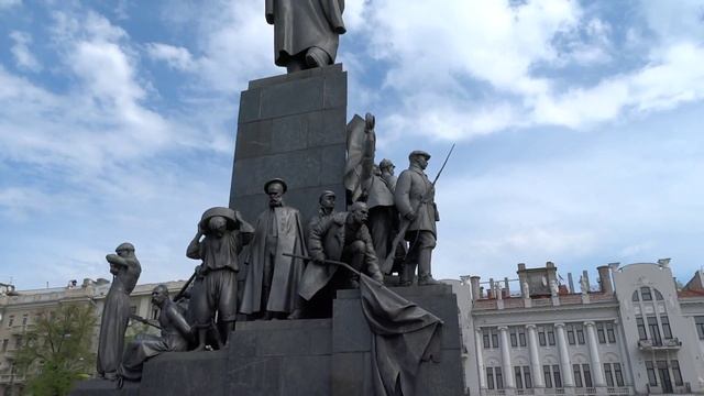 Памятник Шевченко в Харькове, 17.04.2016