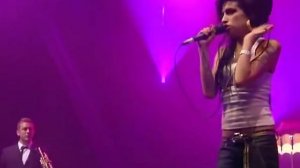 AMY WINEHOUSE - LIVE CONCERT