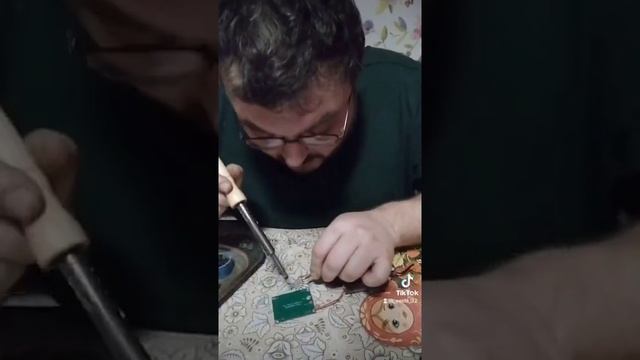 Переделка шуруповерта на литиевый аккумулятор 12v смотреть онлайн