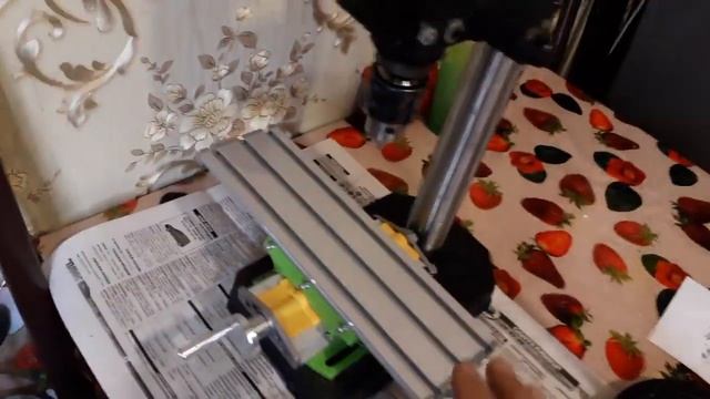 Координатный стол для настольного сверлильного станка