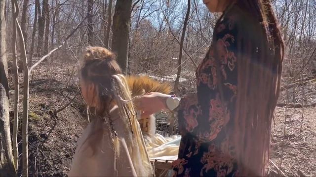 Выездное плетение дред от @hamsaland на Голубых озёрах ? смотреть онлайн